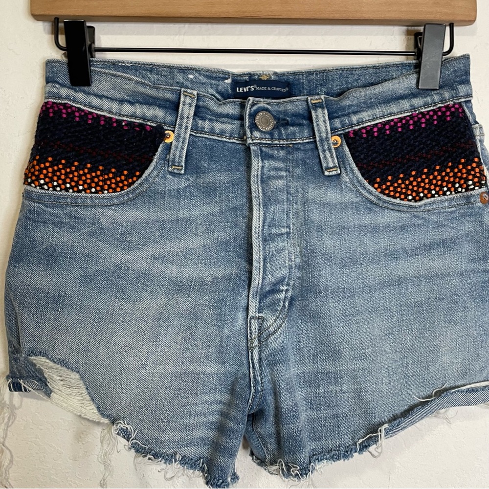 Levi’s 501 Embroidered Shorts - Picture 6 of 16